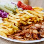imgi_32_chicken-doner-kebab-vegetables_181624-18732